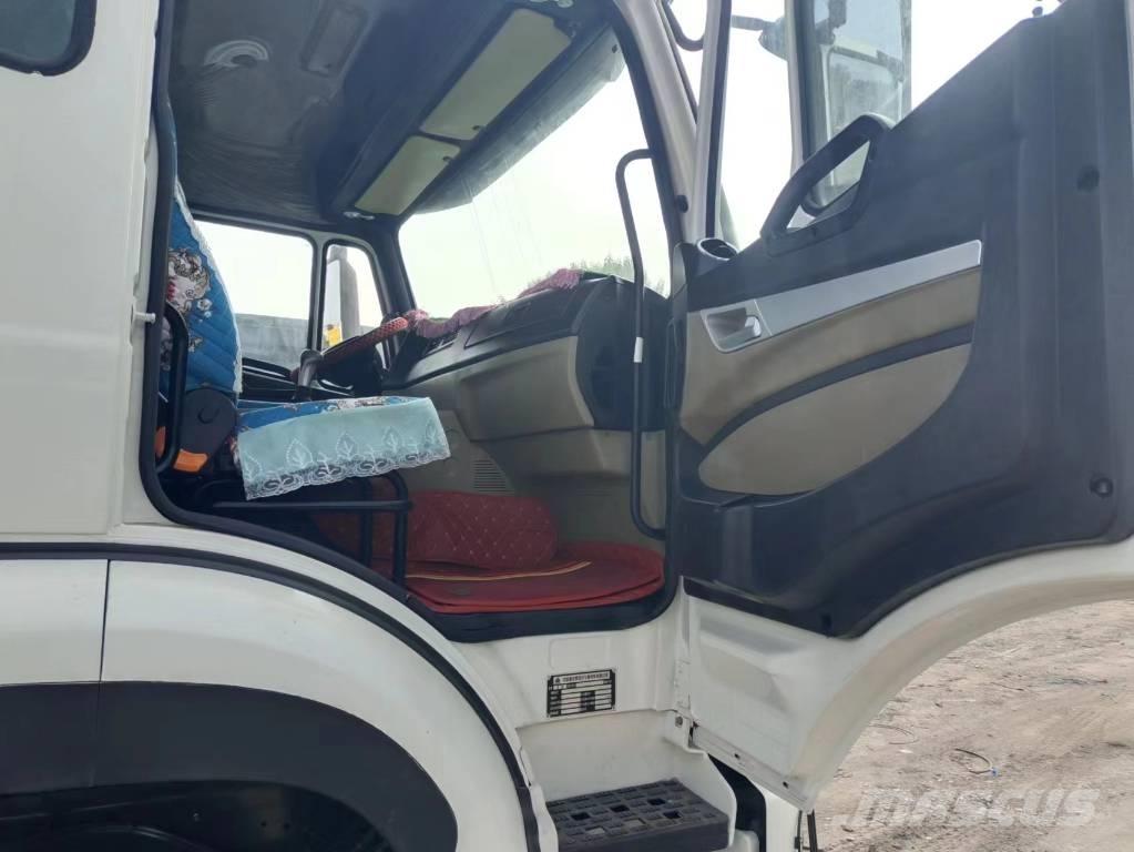 Sinotruk HOWO 371hp Sattelzugmaschinen