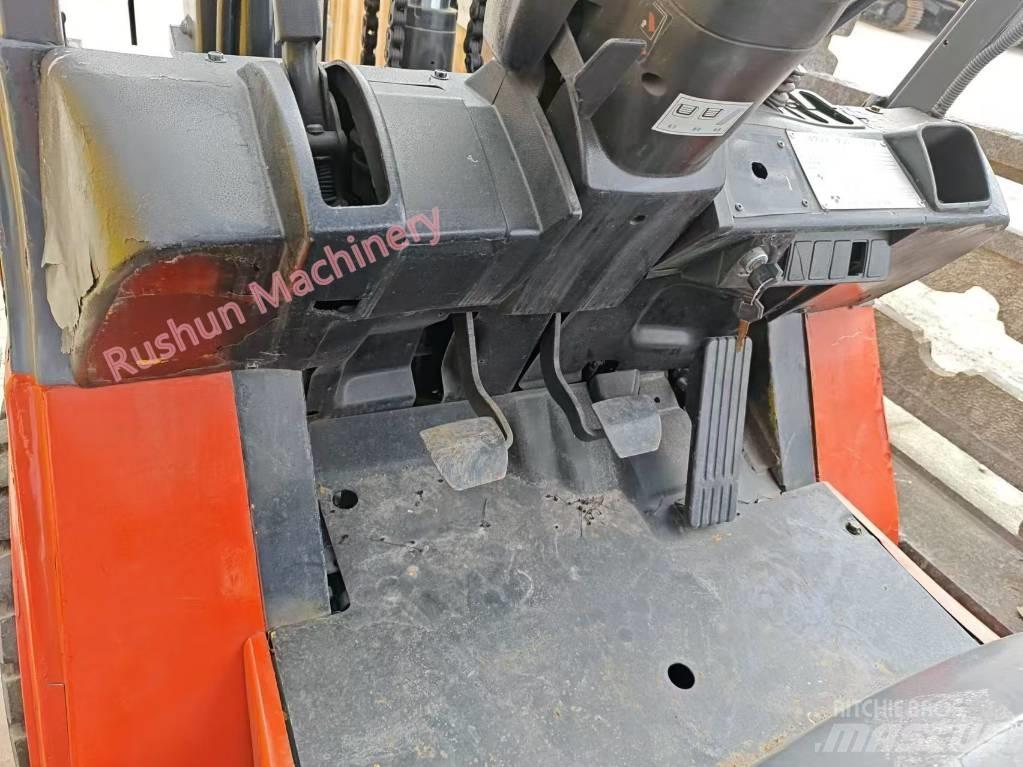 Toyota 7 FB 30 Elektro Stapler