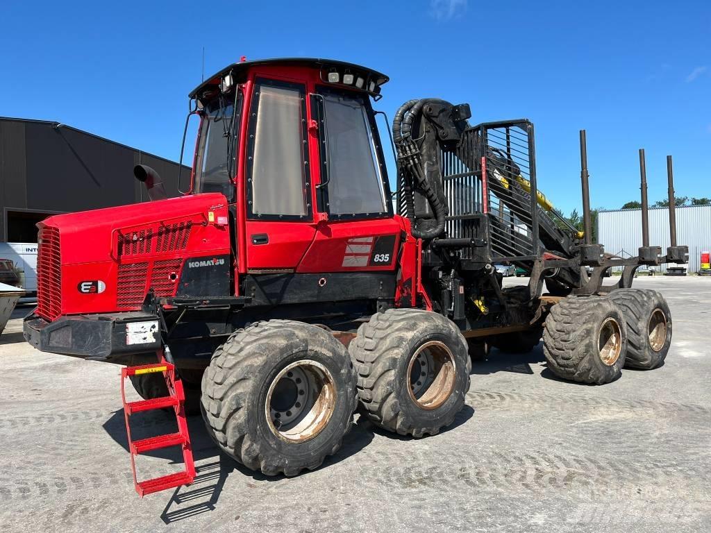 Komatsu 835 Forwarder