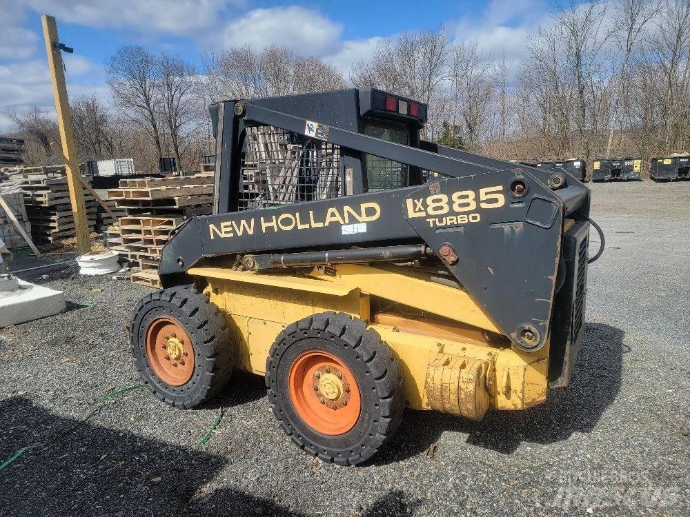New Holland LX 885 Kompaktlader