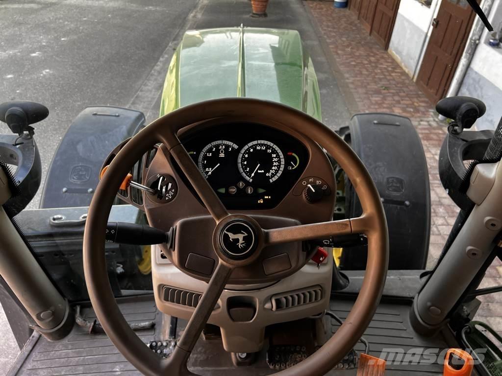 John Deere 6105R Traktoren