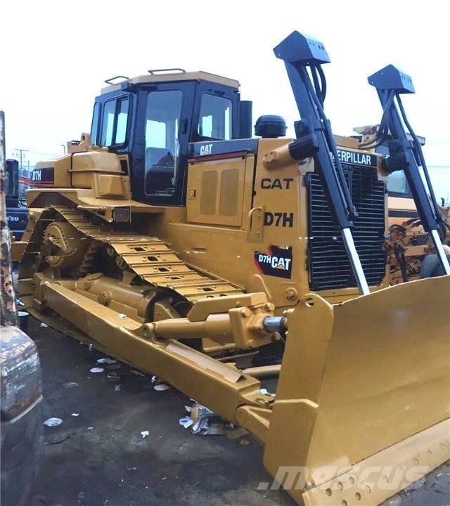 CAT D 7H Bulldozer