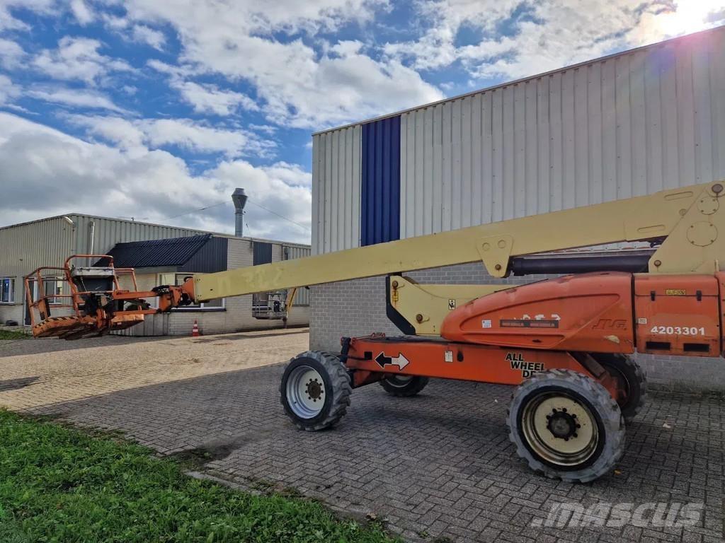 JLG E600 Gelenkteleskoparbeitsbühnen