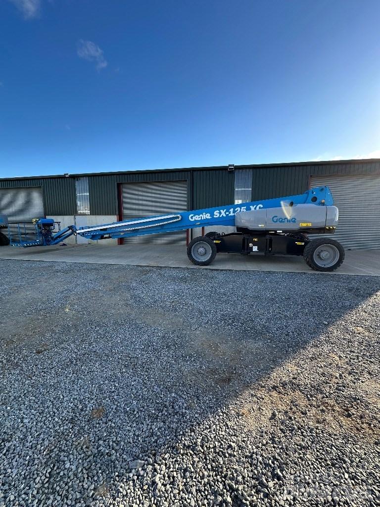 Genie SX 125 XC Teleskopbühnen