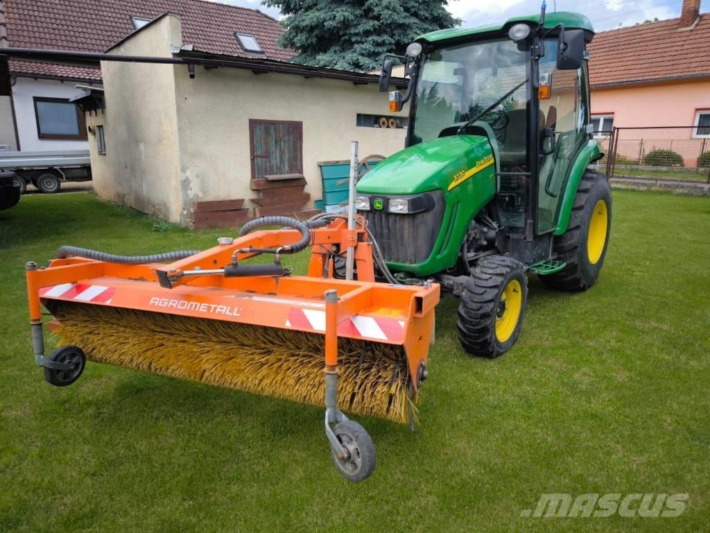 John Deere 3720 Kleintraktoren