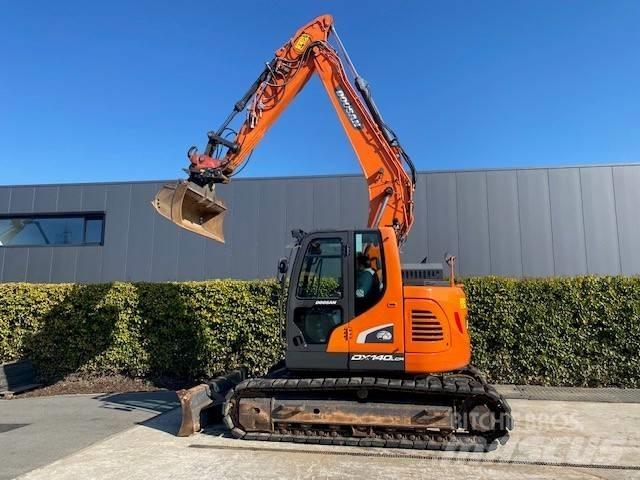 Doosan DX 140 LCR-5 Raupenbagger