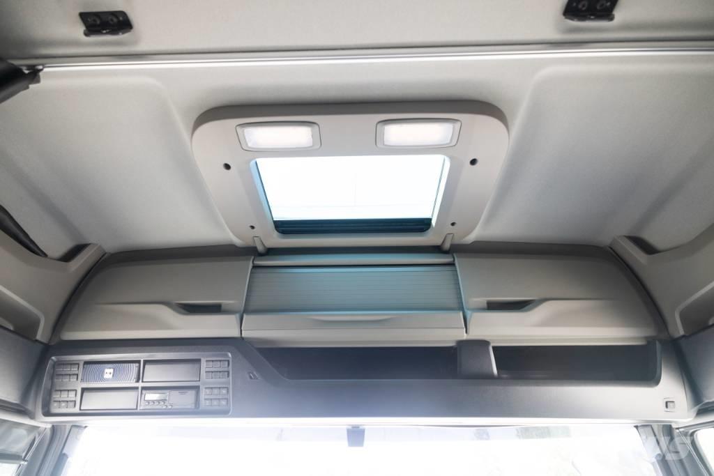 MAN TGX 35.520 Abrollkipper