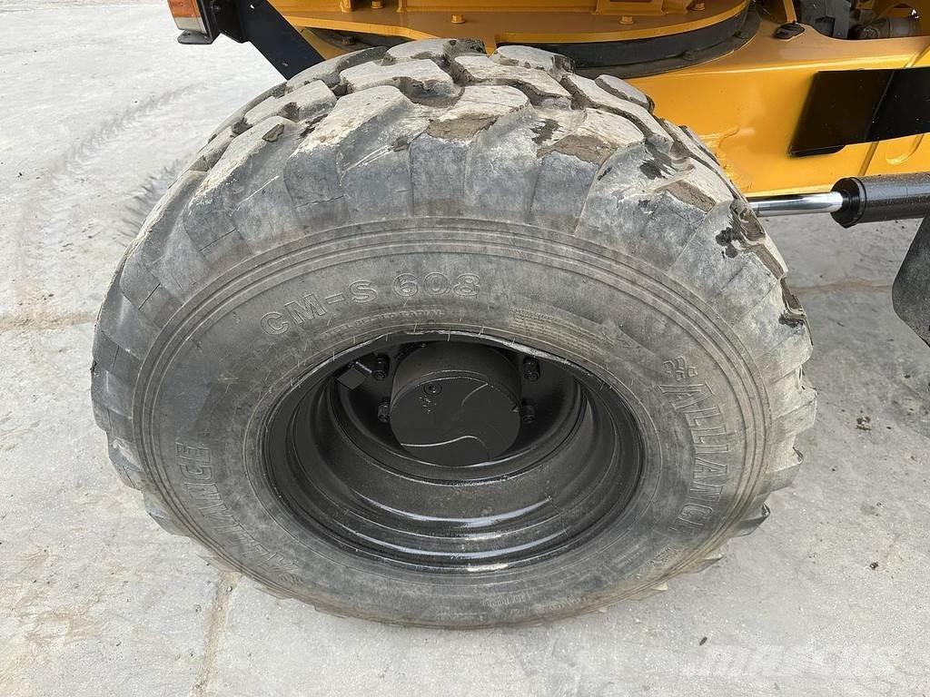 Thwaites 6T Minidumper