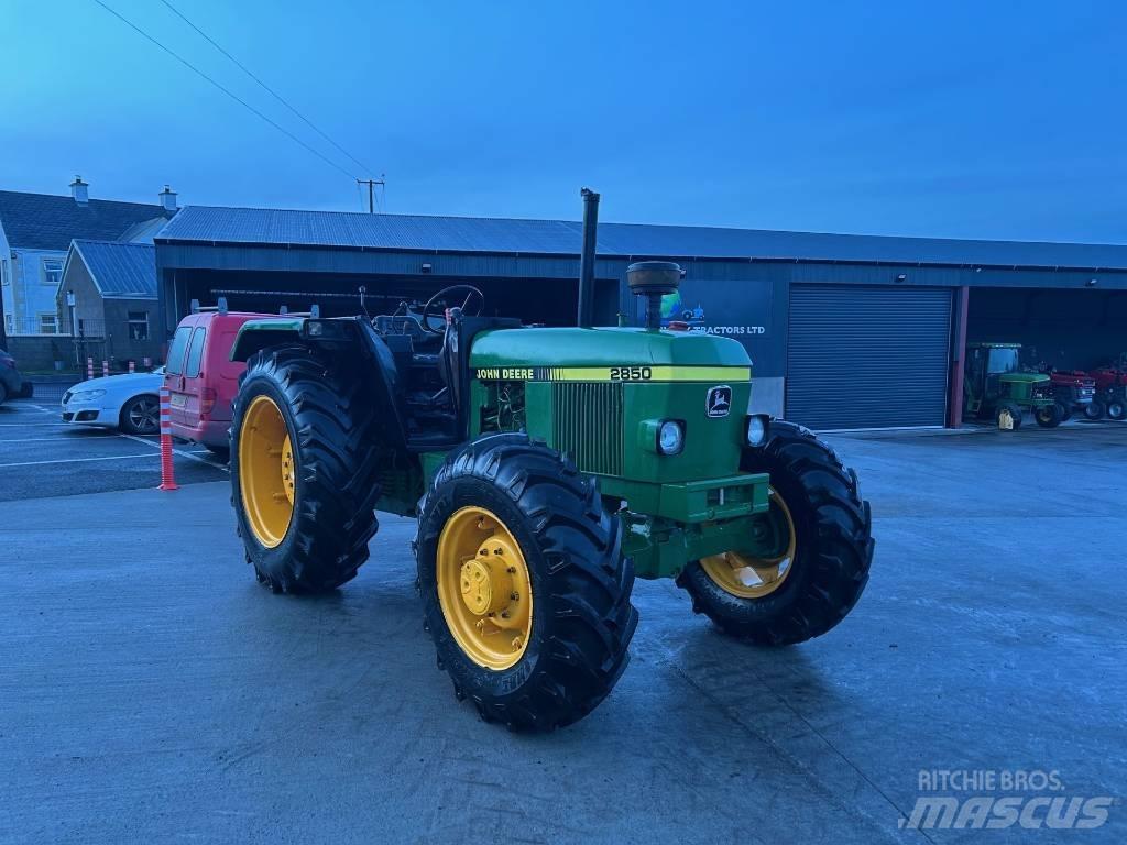 John Deere 2850 Traktoren