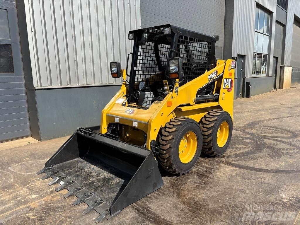 CAT 216B3 Radlader