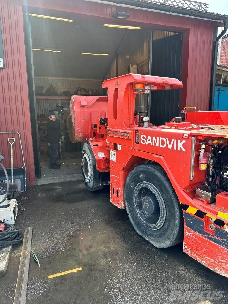 Sandvik LH202 Untertagelader