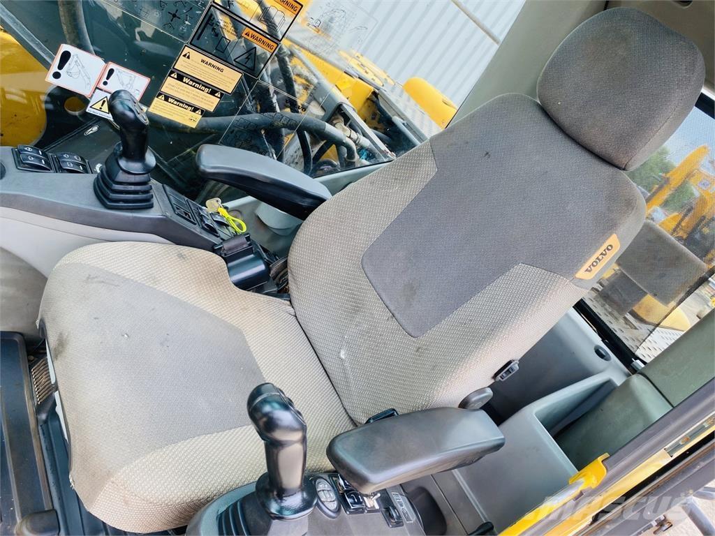Volvo EC210CL Raupenbagger