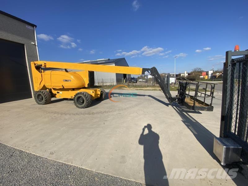 JLG 800AJ Gelenkteleskoparbeitsbühnen