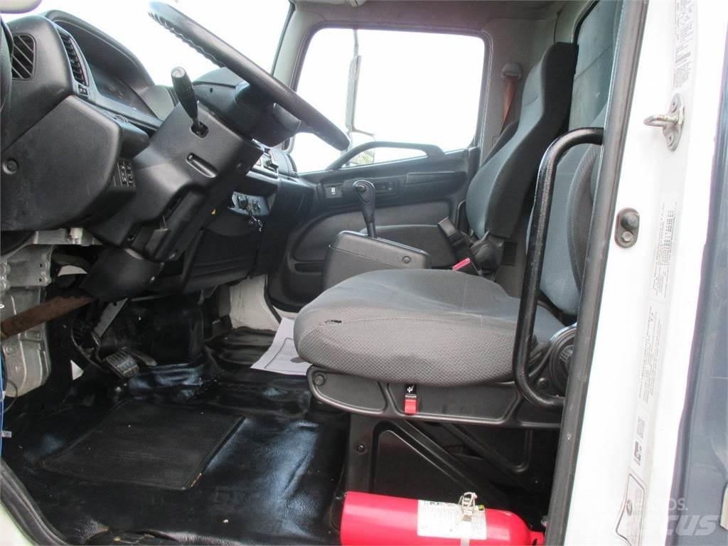 Hino 268 Kastenaufbau
