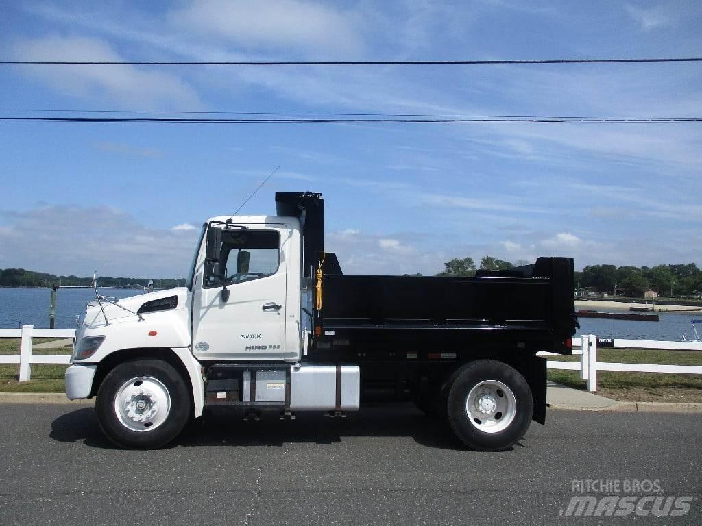 Hino 338 Kipper