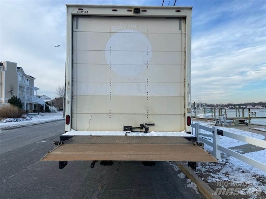 Isuzu FTR Kastenaufbau