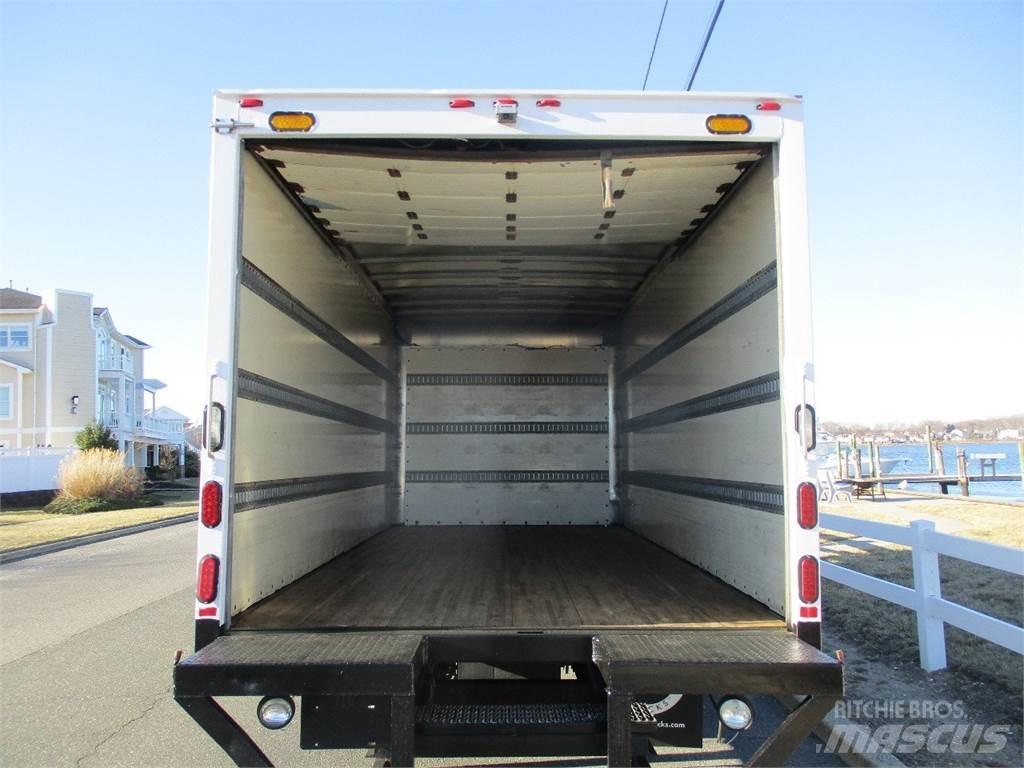 Isuzu NQR Kastenaufbau