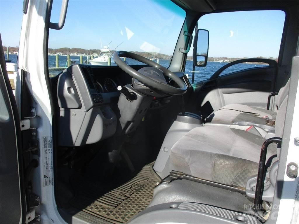 Isuzu NRR Kastenaufbau