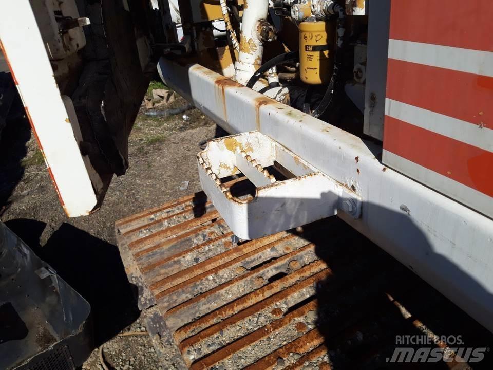 CAT 325LN Kabinen