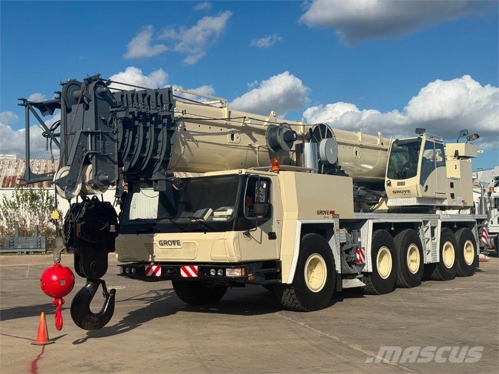 Grove GMK5225 All-Terrain-Krane