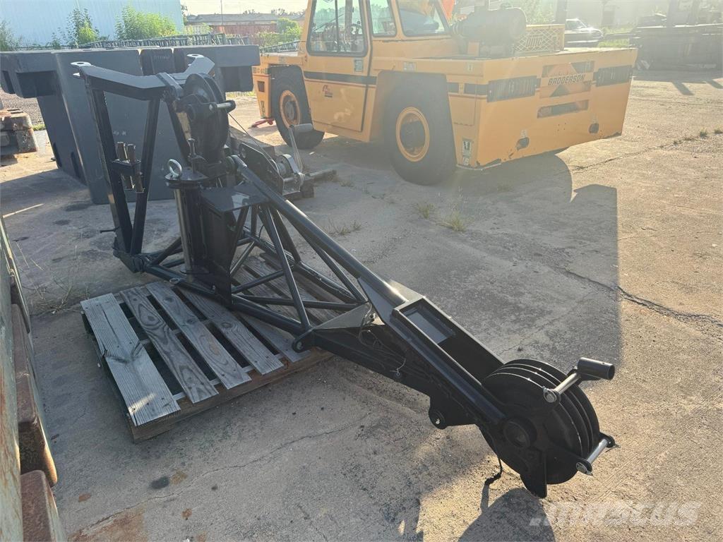 Liebherr  Ausleger