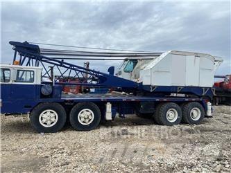 American 7530 All-Terrain-Krane