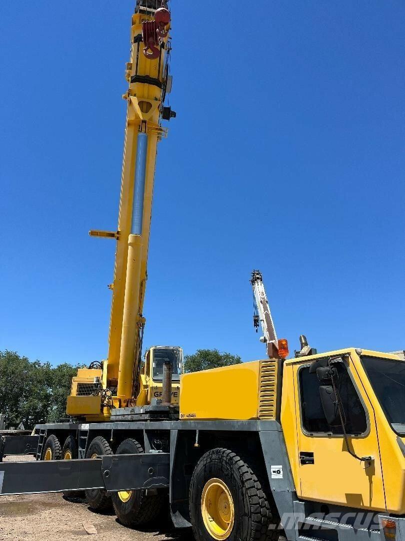 Grove GMK 5210 All-Terrain-Krane