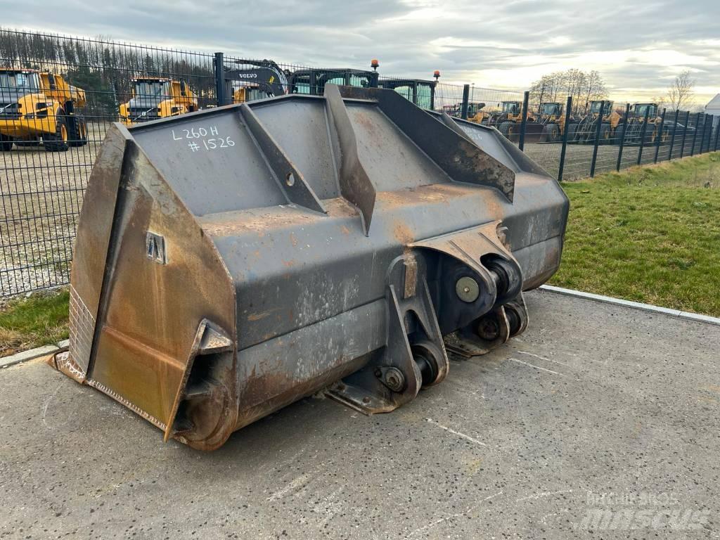 Volvo L 260 H Radlader