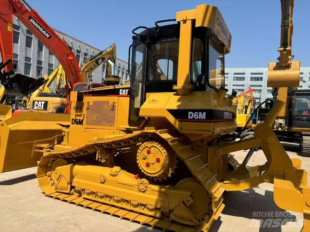 CAT D 6 M XL Bulldozer