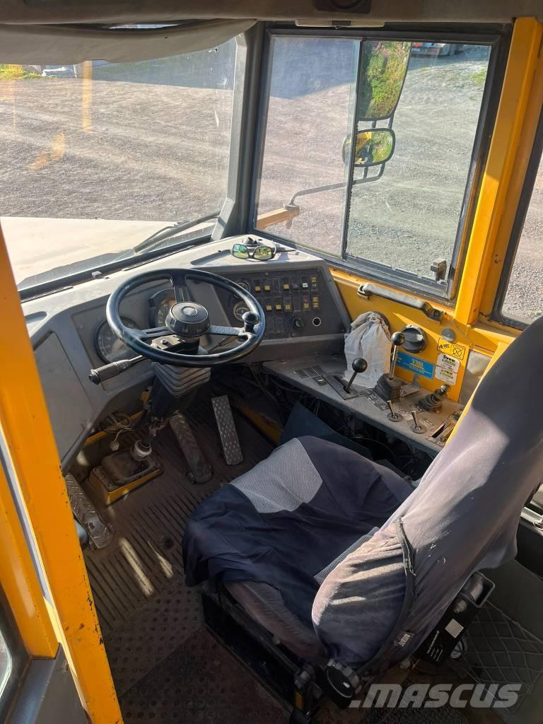 Volvo A 30 C Dumper - Knickgelenk