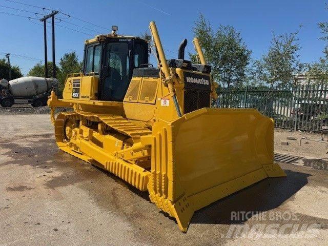 Komatsu D65EX-18 Bulldozer