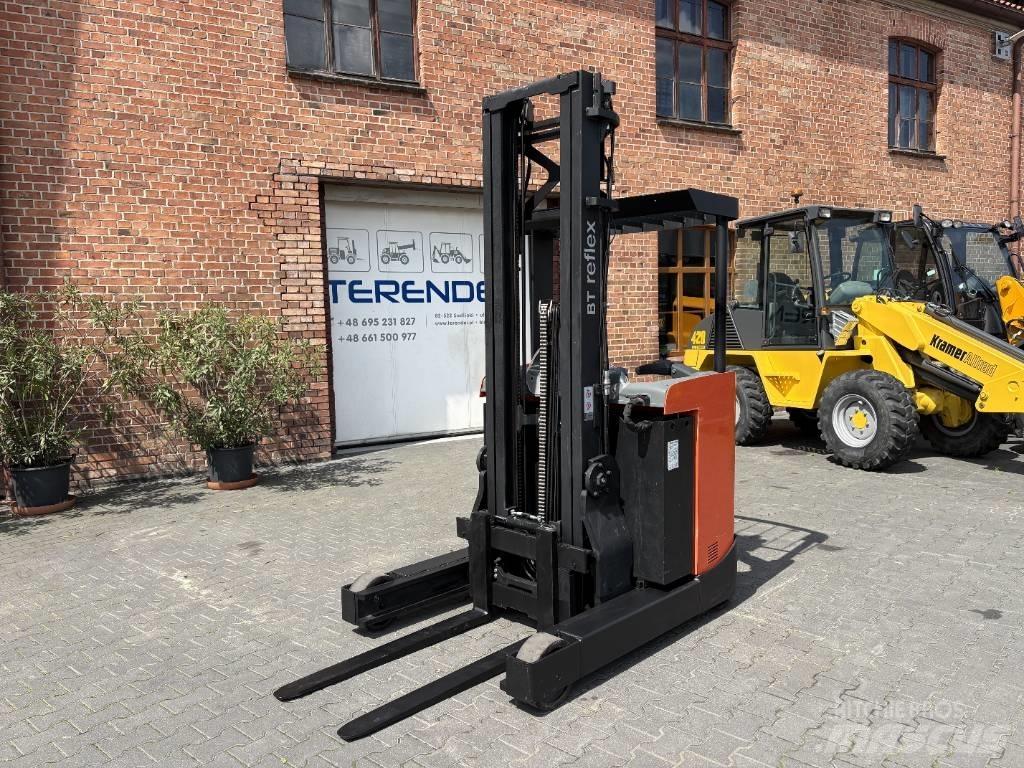 Toyota RRE 140 Schubmaststapler