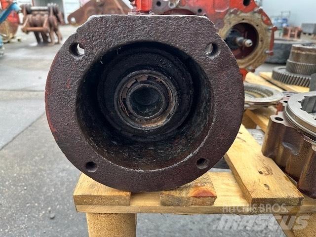 ZF 2AVG100 Getriebe