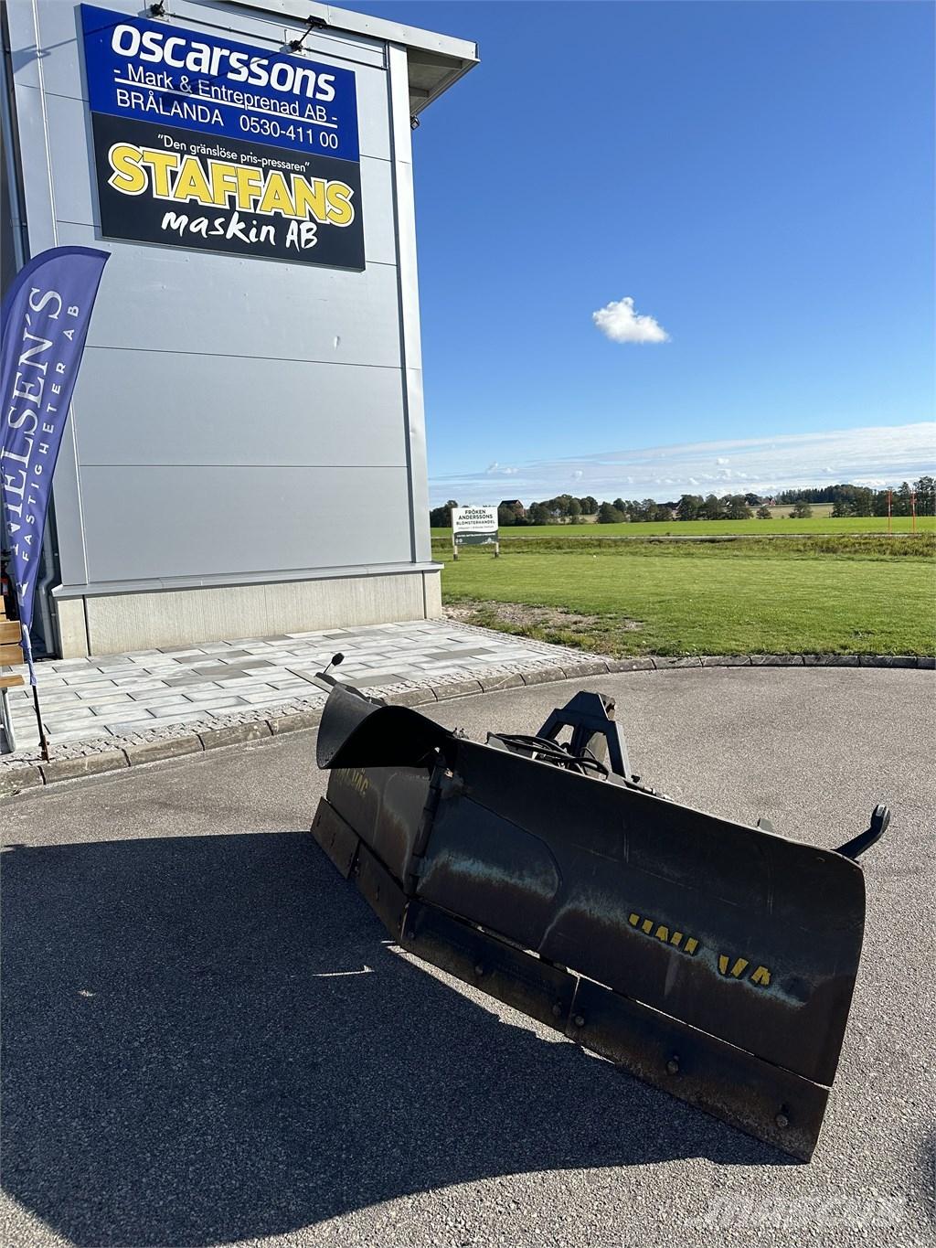 Uni-väg UV280 Schneeschilde und -pflüge