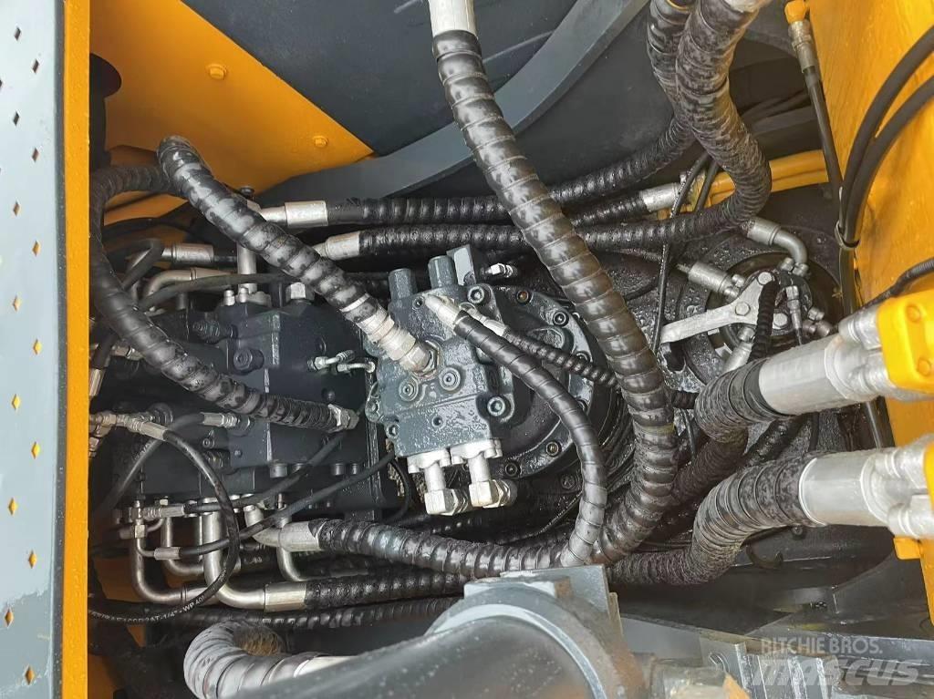 Hyundai R220 Raupenbagger