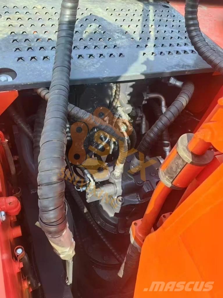 Doosan DX 225 LC Raupenbagger