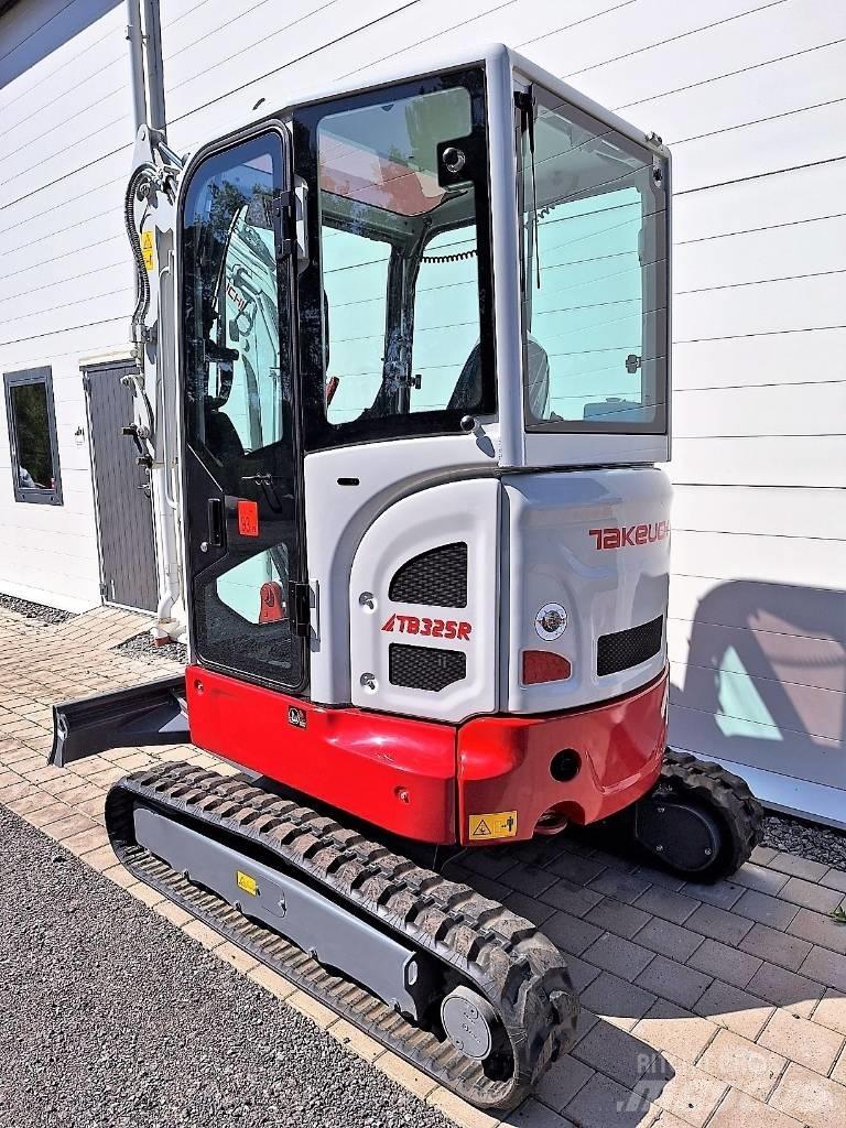 Takeuchi TB325R Minibagger < 7t
