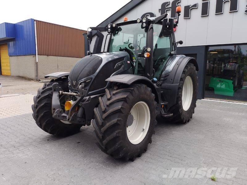Valtra N174 V Traktoren
