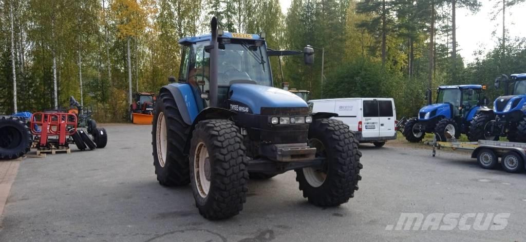 New Holland 8560 RC Traktoren