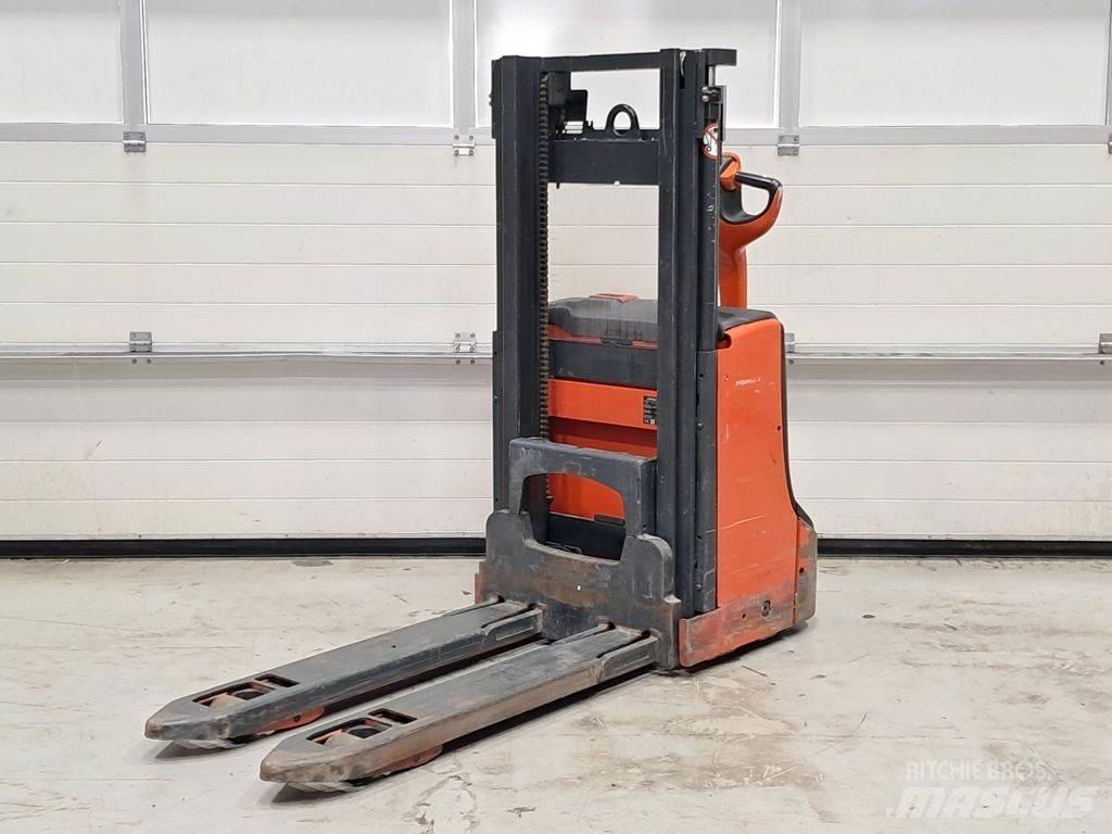 Linde D08 Deichselstapler