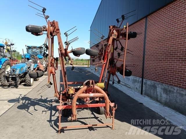 Kuhn GF8501 MH Kreiselheuer/-wender