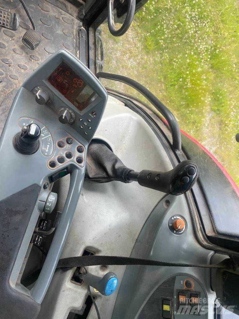 Valtra N 121 Traktoren