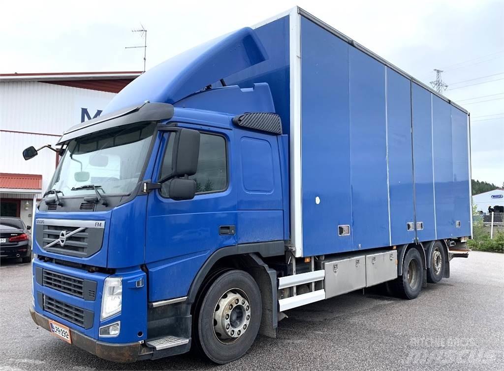Volvo FM330 6x2 Kastenaufbau