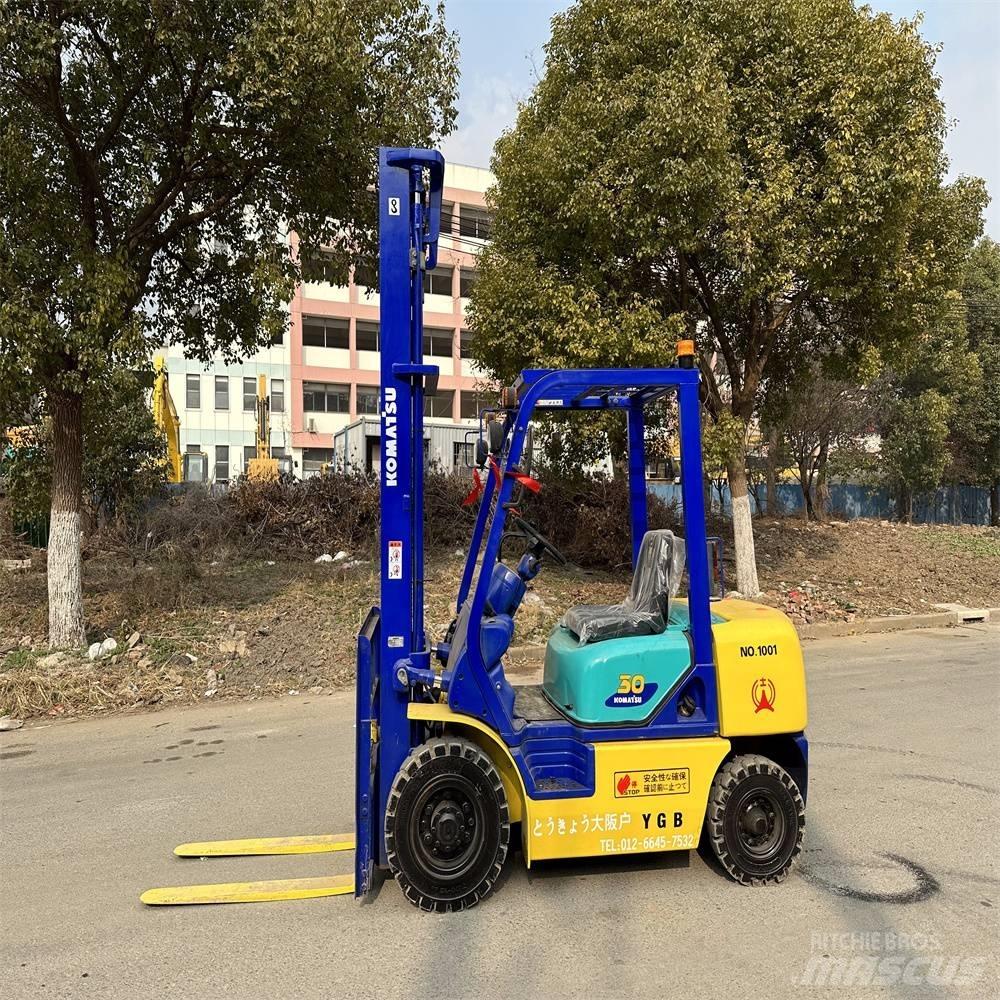 Komatsu FD30-14 Diesel Stapler