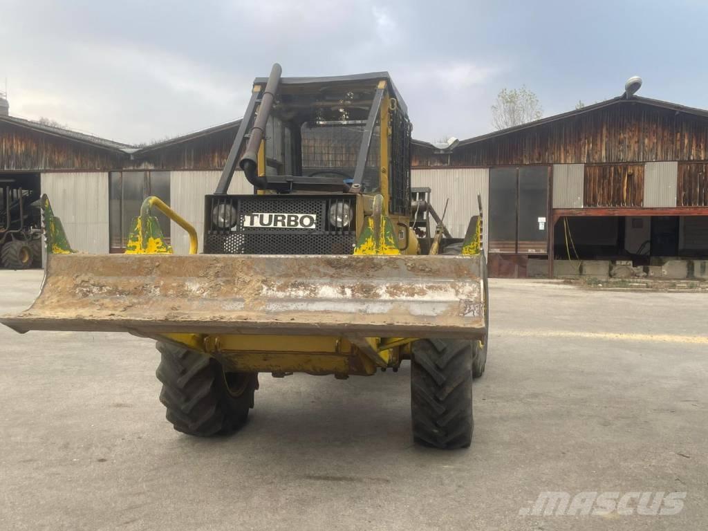 LKT 81T Stammholzschlepper