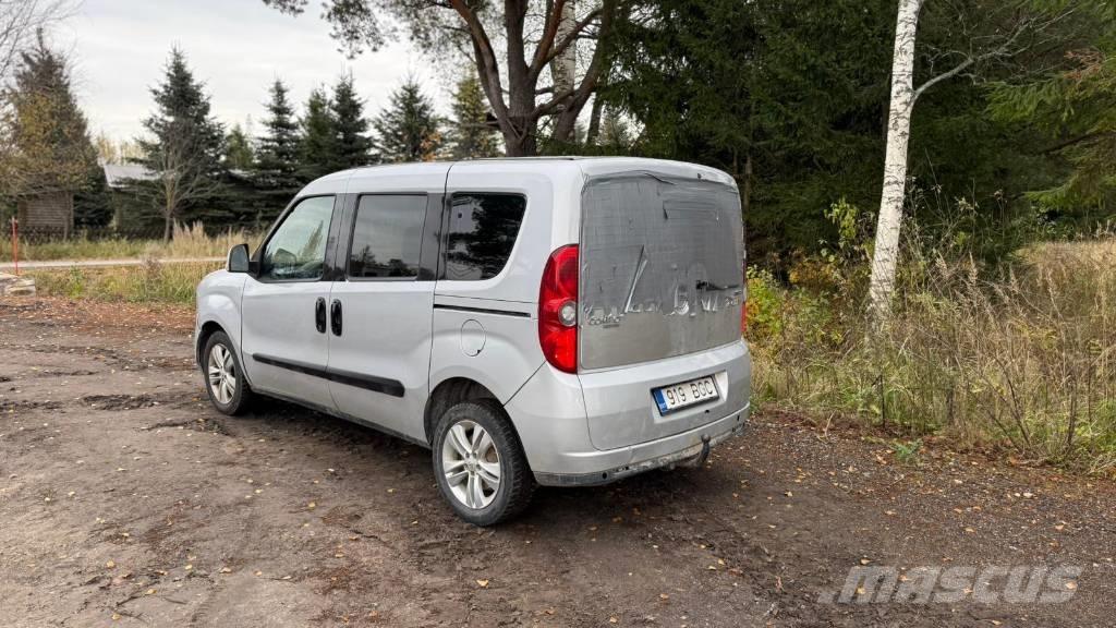 Opel Combo PKWs