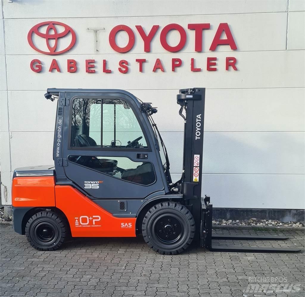 Toyota 56-8FDJ35F Diesel Stapler