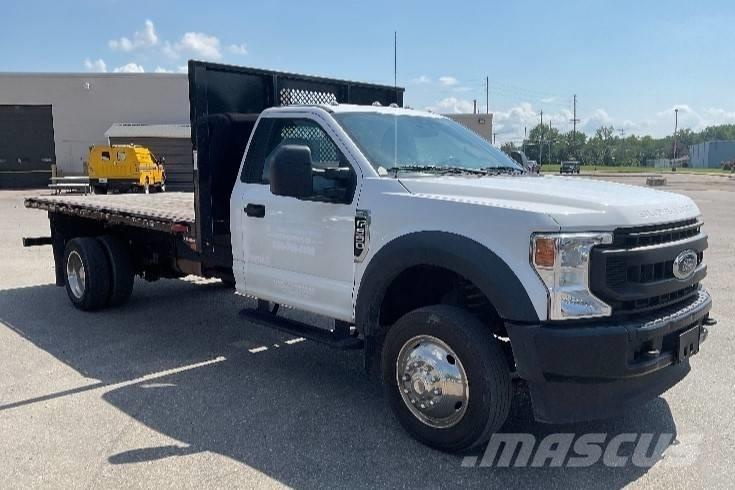 Ford F 550 XL SD Pritschenwagen/Pritschenwagen mit Seitenklappe