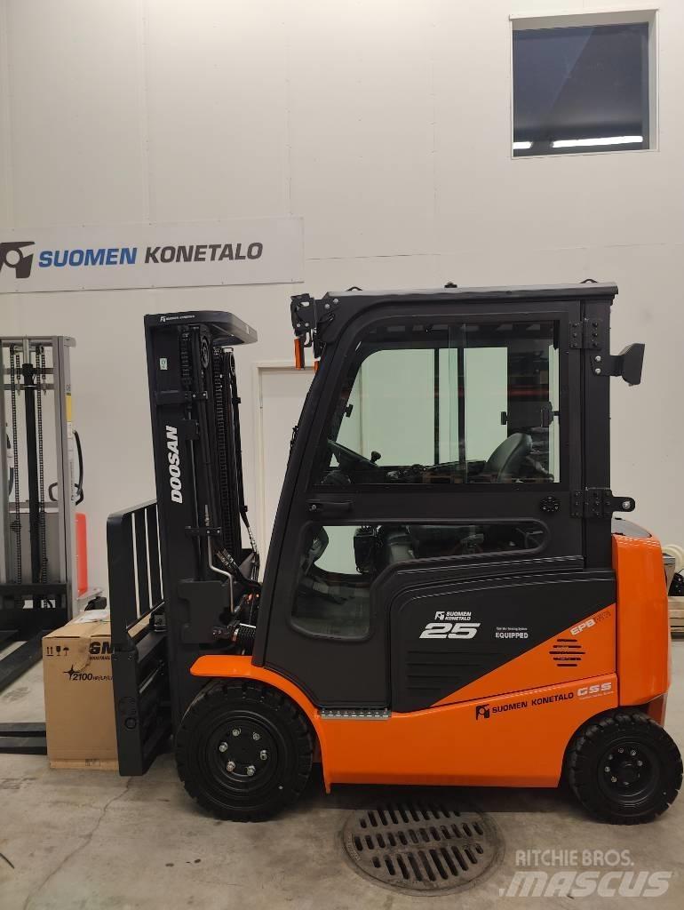 Doosan B25NS TARJOUS! Elektro Stapler