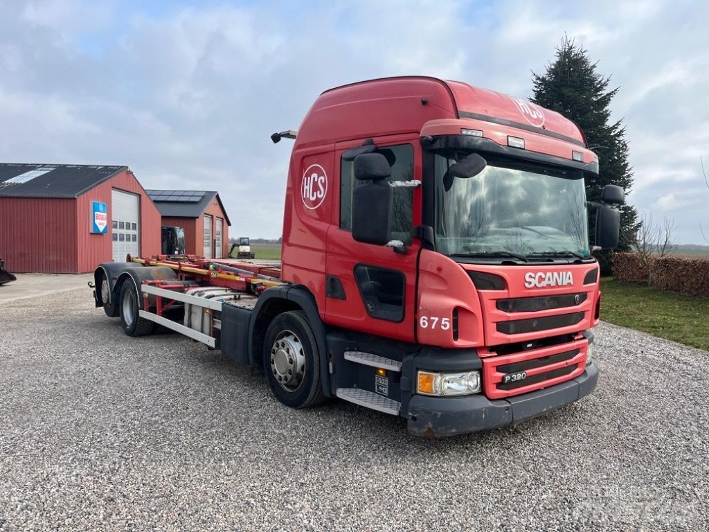 Scania P 320 Abrollkipper
